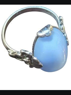 Vintage Avon Victorian Splendor Ring
